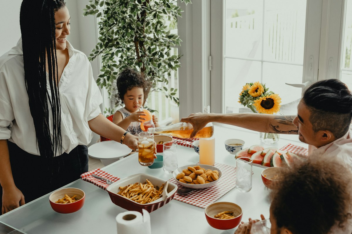 Gesundes Frühstück für die Familie